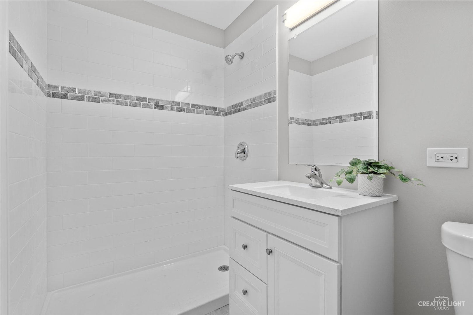 21W573 Huntington Road