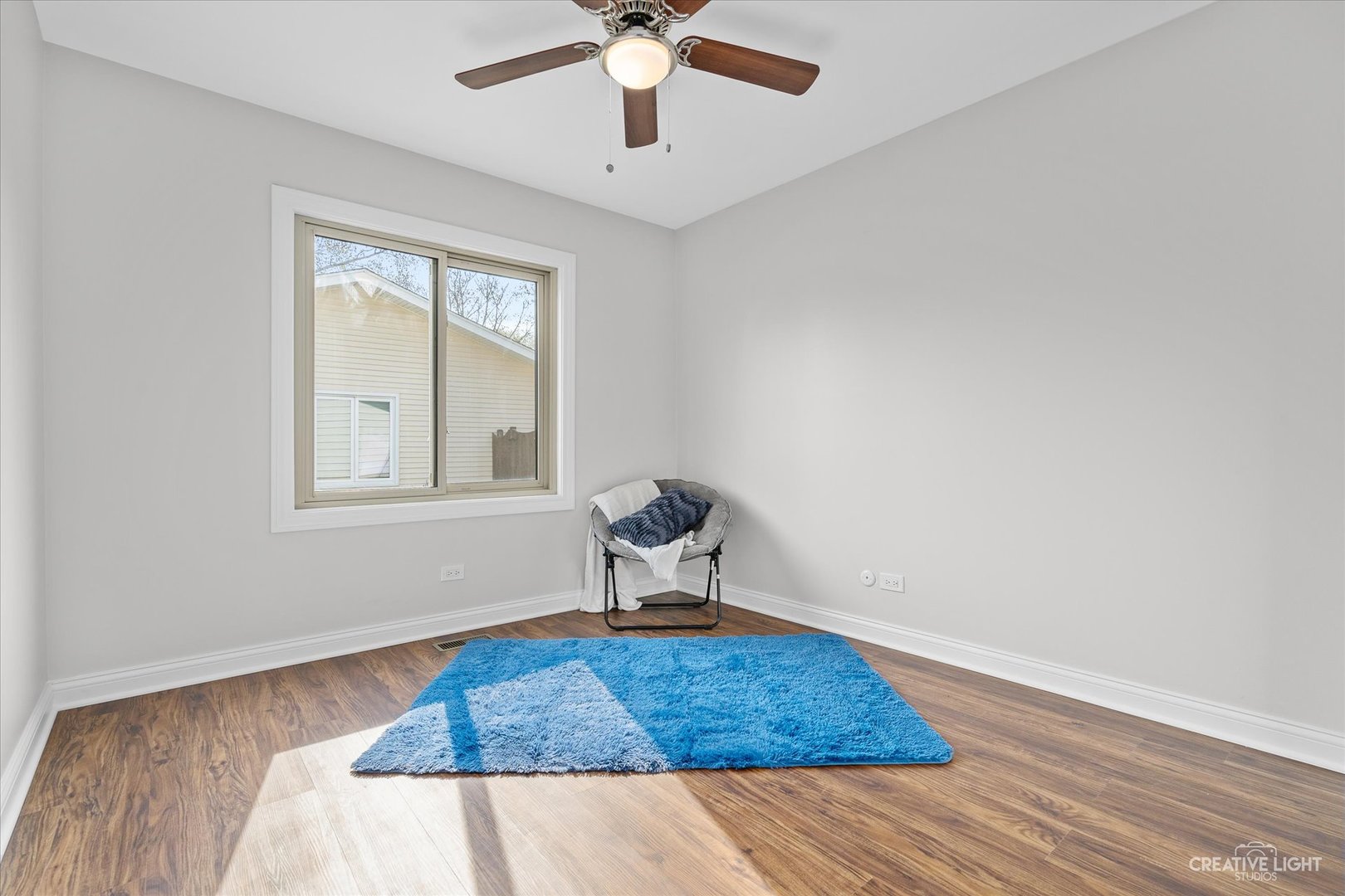 21W573 Huntington Road