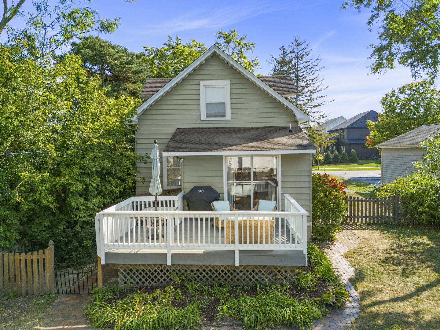 214 N Prospect Street