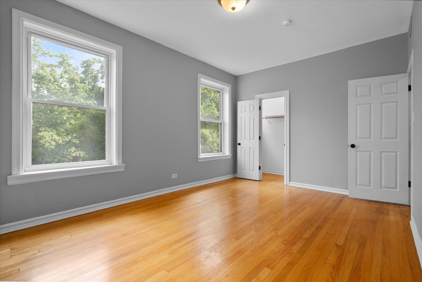 5000 N Glenwood Avenue Unit: 2