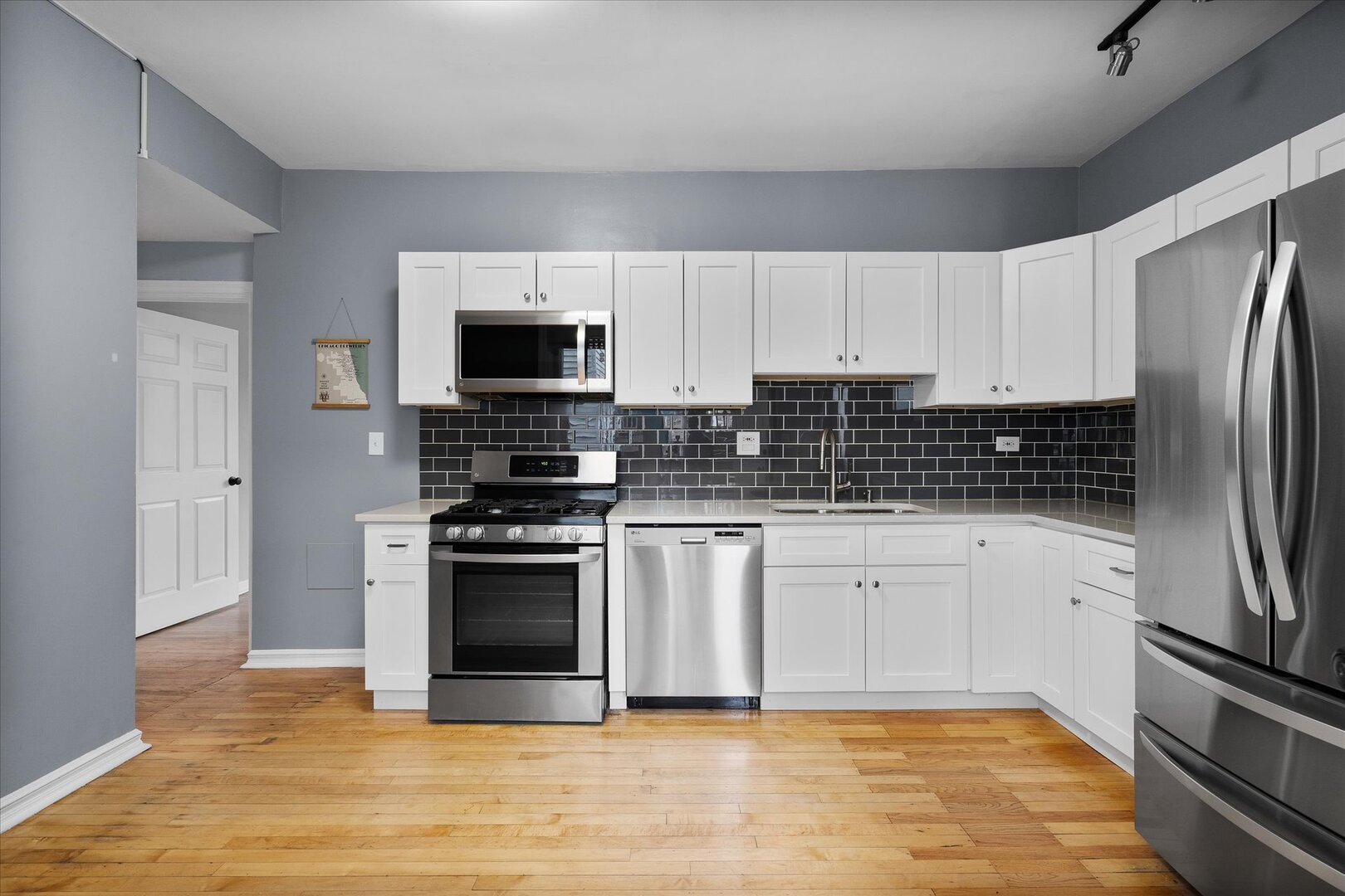 5000 N Glenwood Avenue Unit: 2