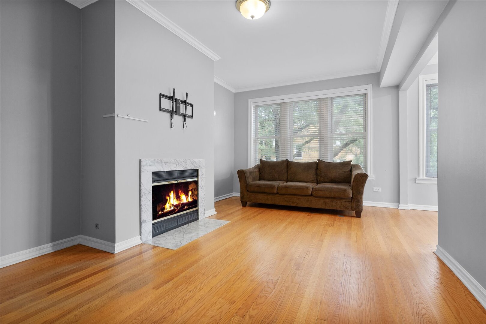 5000 N Glenwood Avenue Unit: 2