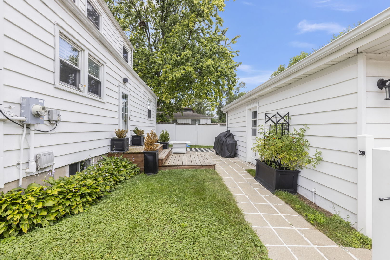 426 Elm Street