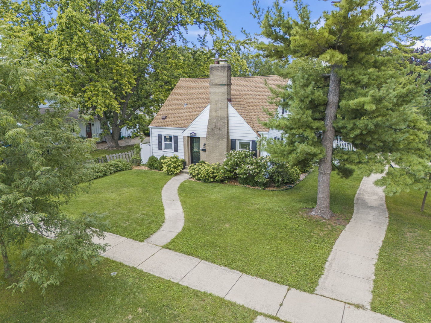 426 Elm Street
