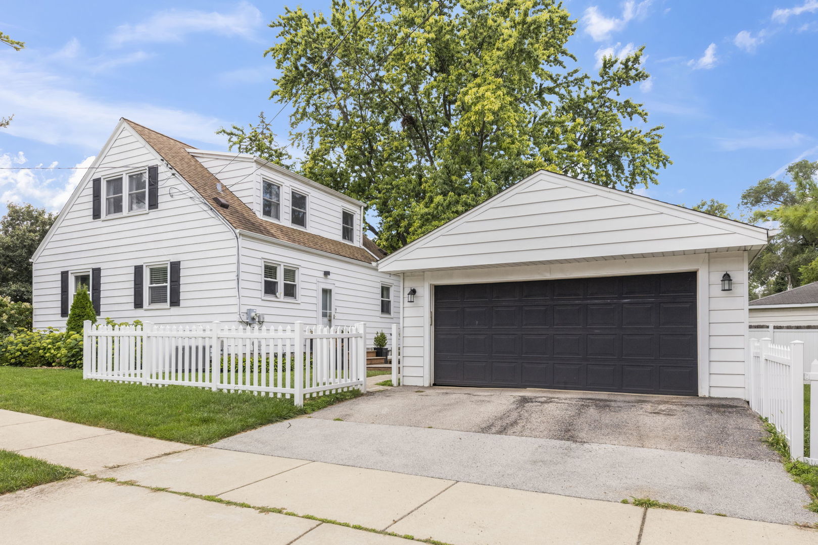 426 Elm Street