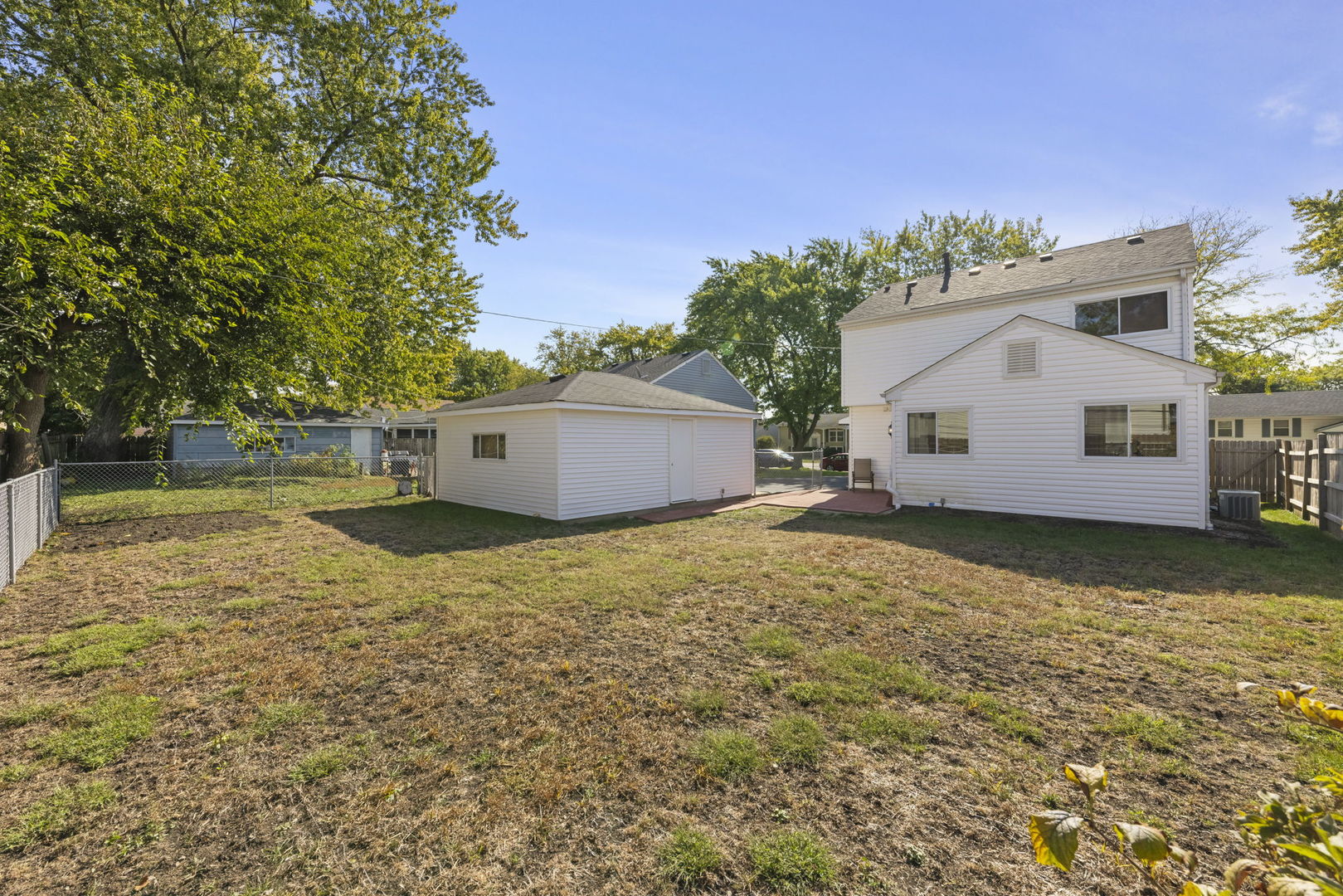 152 W Montana Avenue