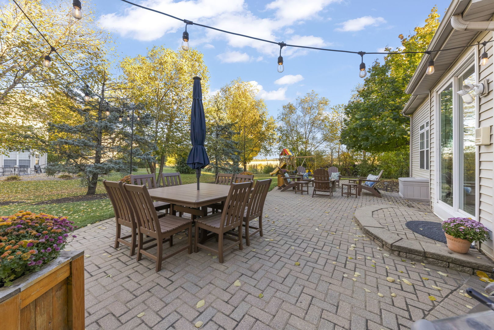 12961 GREENFIELD Drive