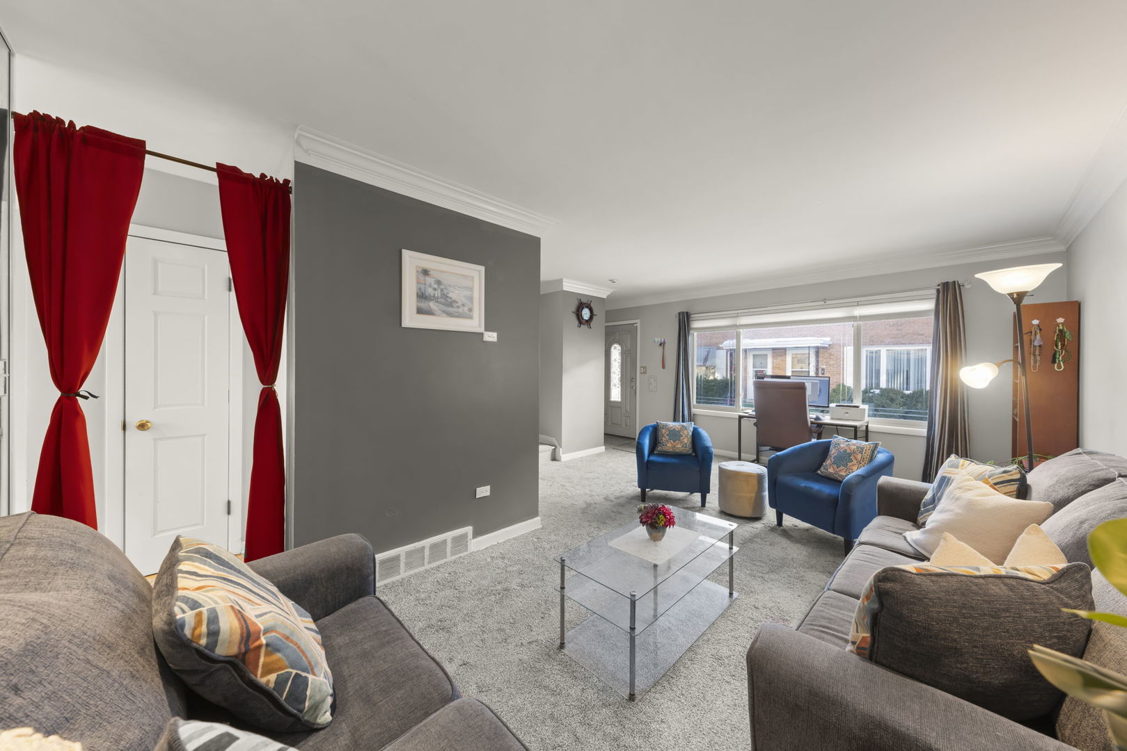 706 N Western Avenue Unit: B