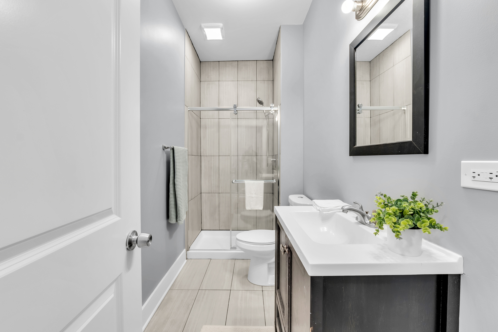 3208 W Wabansia Avenue