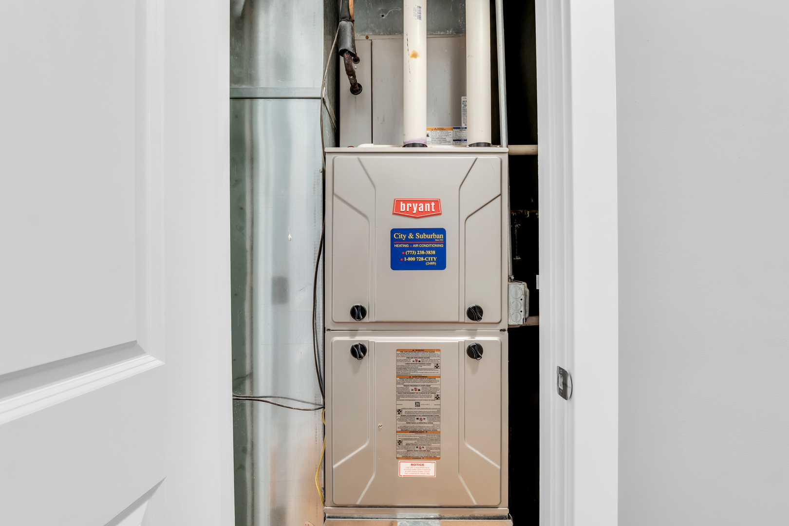 3208 W Wabansia Avenue