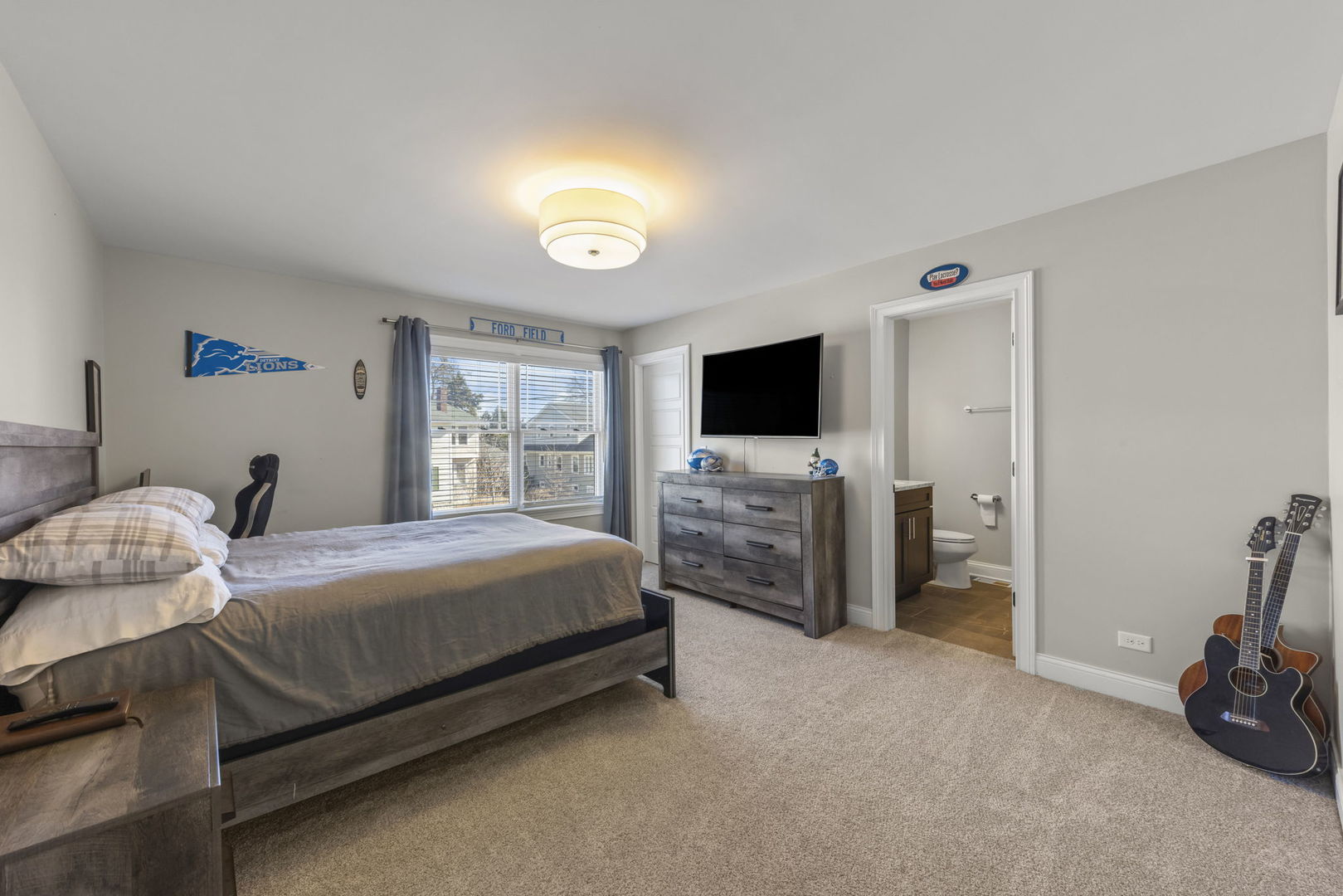 104 W Jefferson Avenue