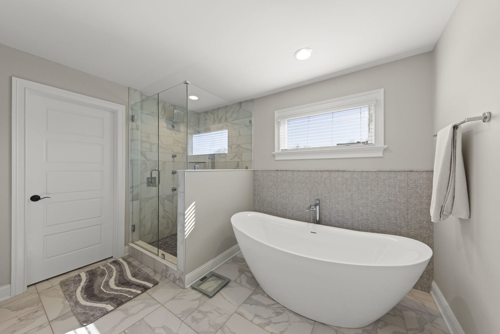 104 W Jefferson Avenue