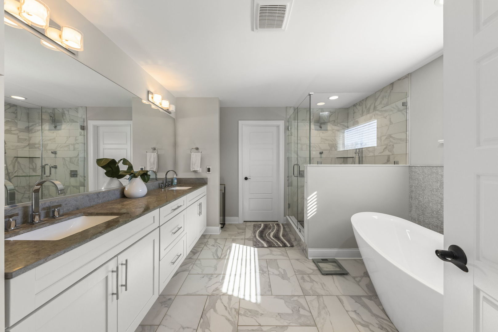 104 W Jefferson Avenue