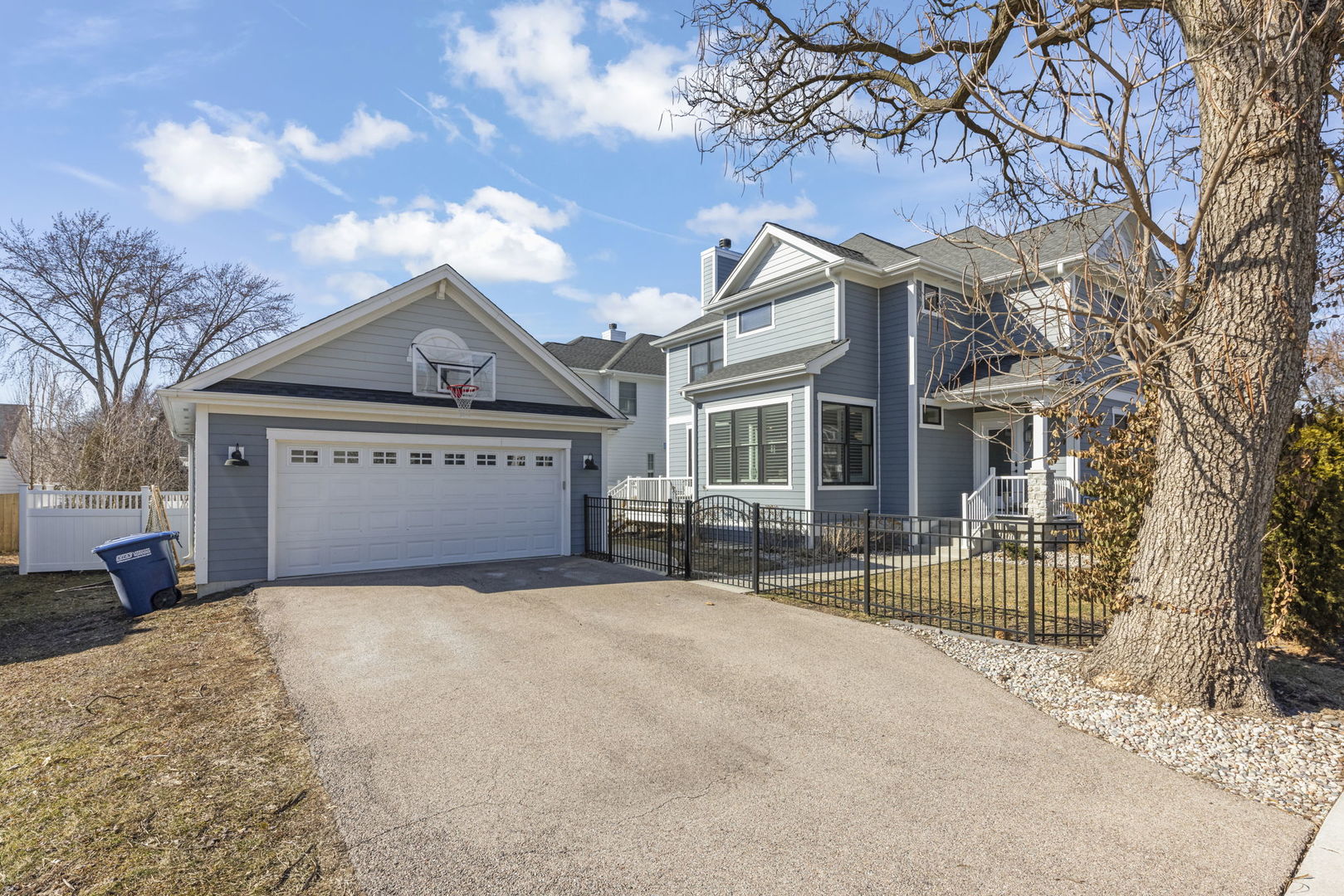 104 W Jefferson Avenue