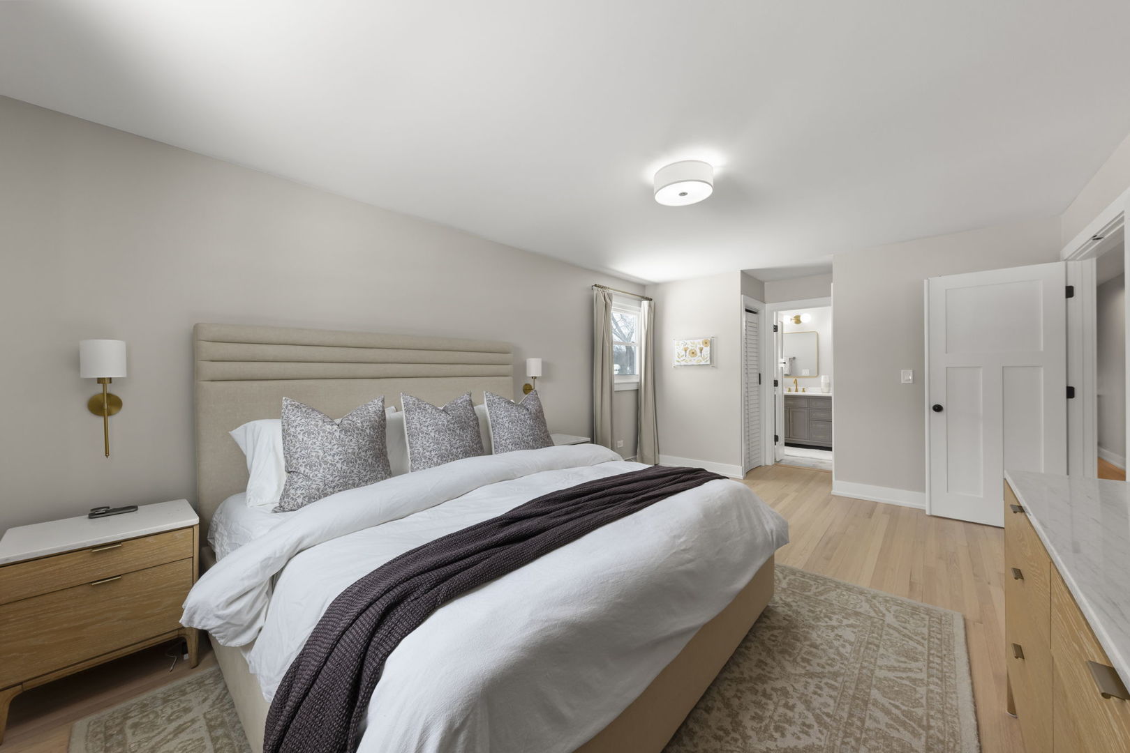 25W712 Chieftain Lane