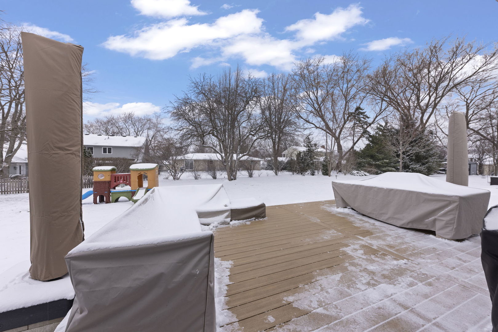 25W712 Chieftain Lane