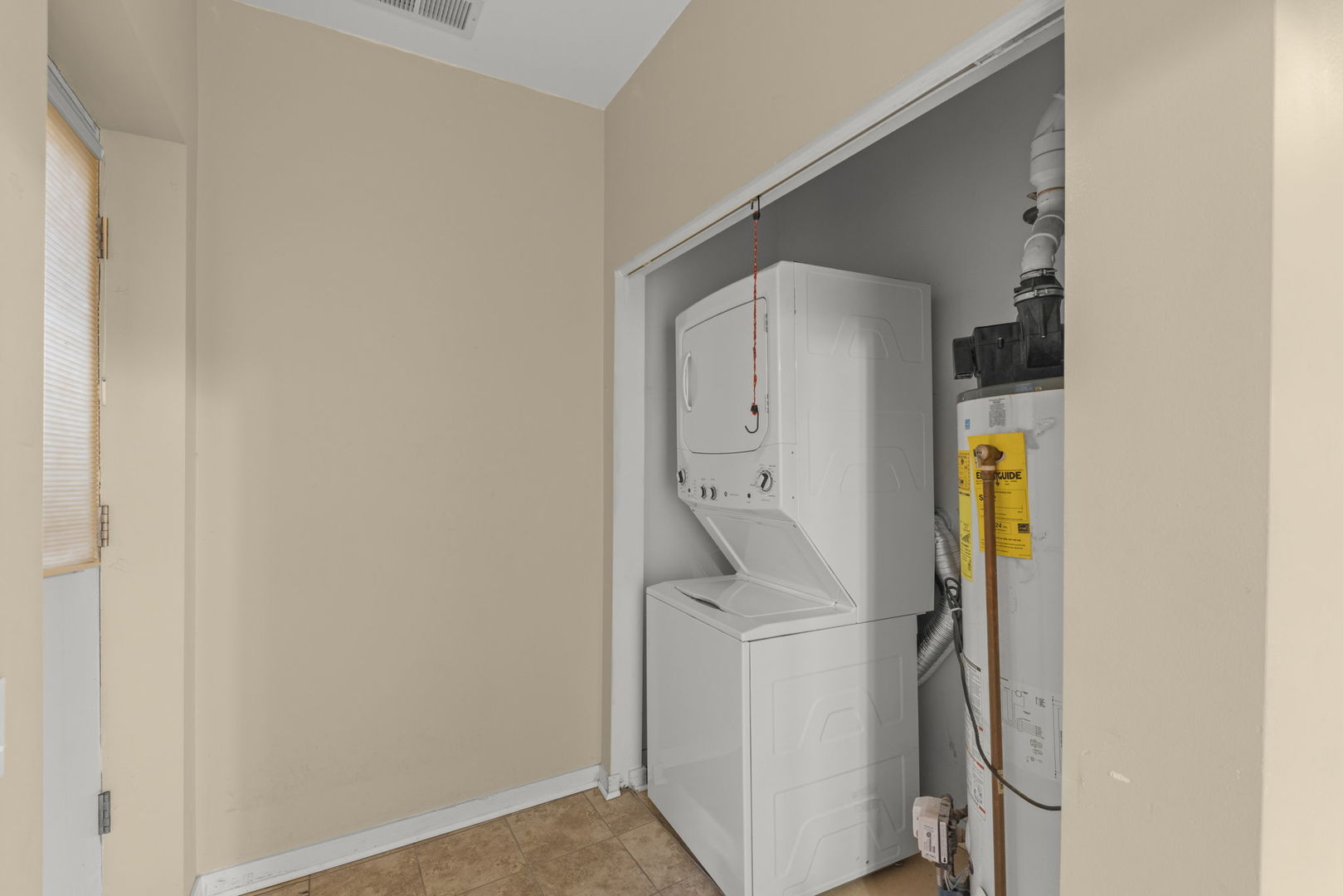 915 S Lytle Street Unit: 102