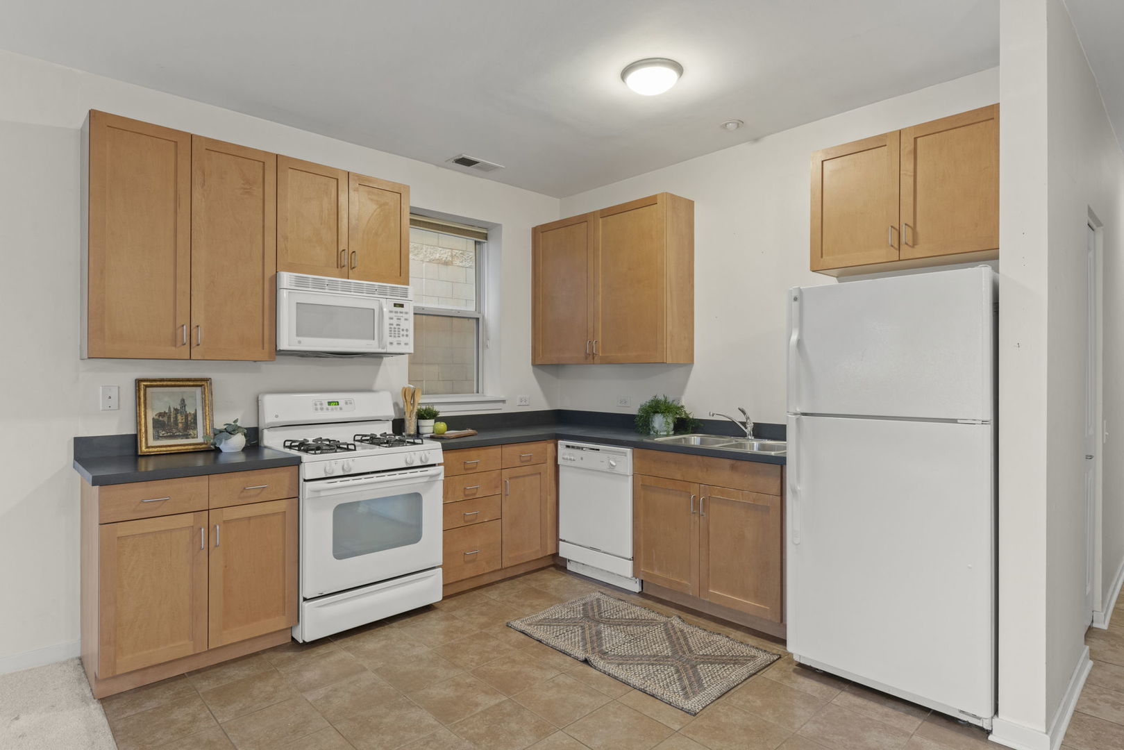 915 S Lytle Street Unit: 102