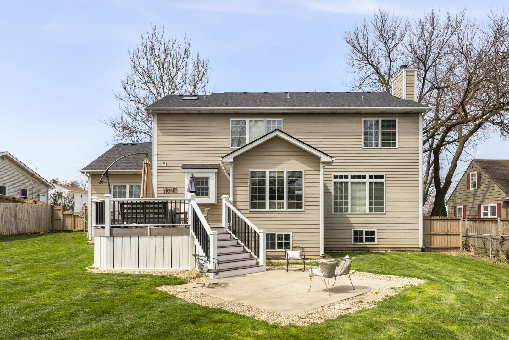 1N003 Richard Avenue