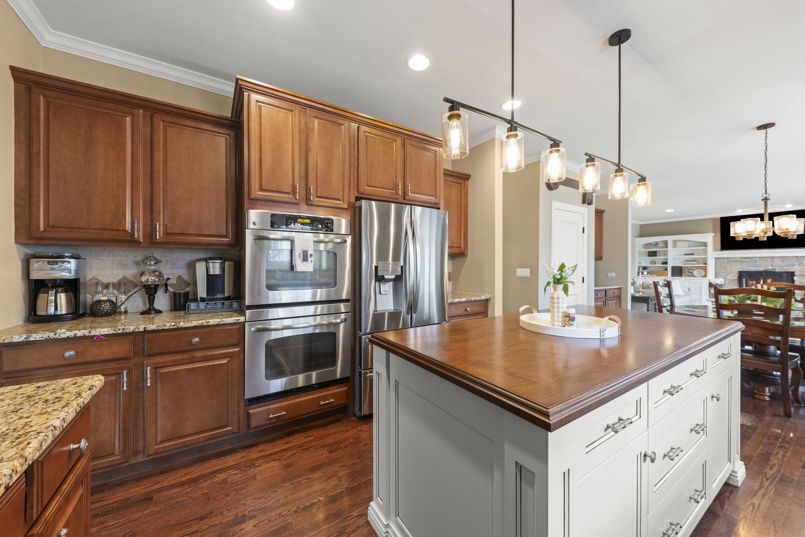 1N003 Richard Avenue