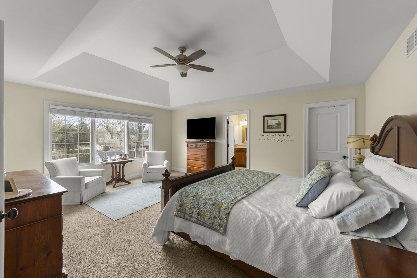 1N003 Richard Avenue