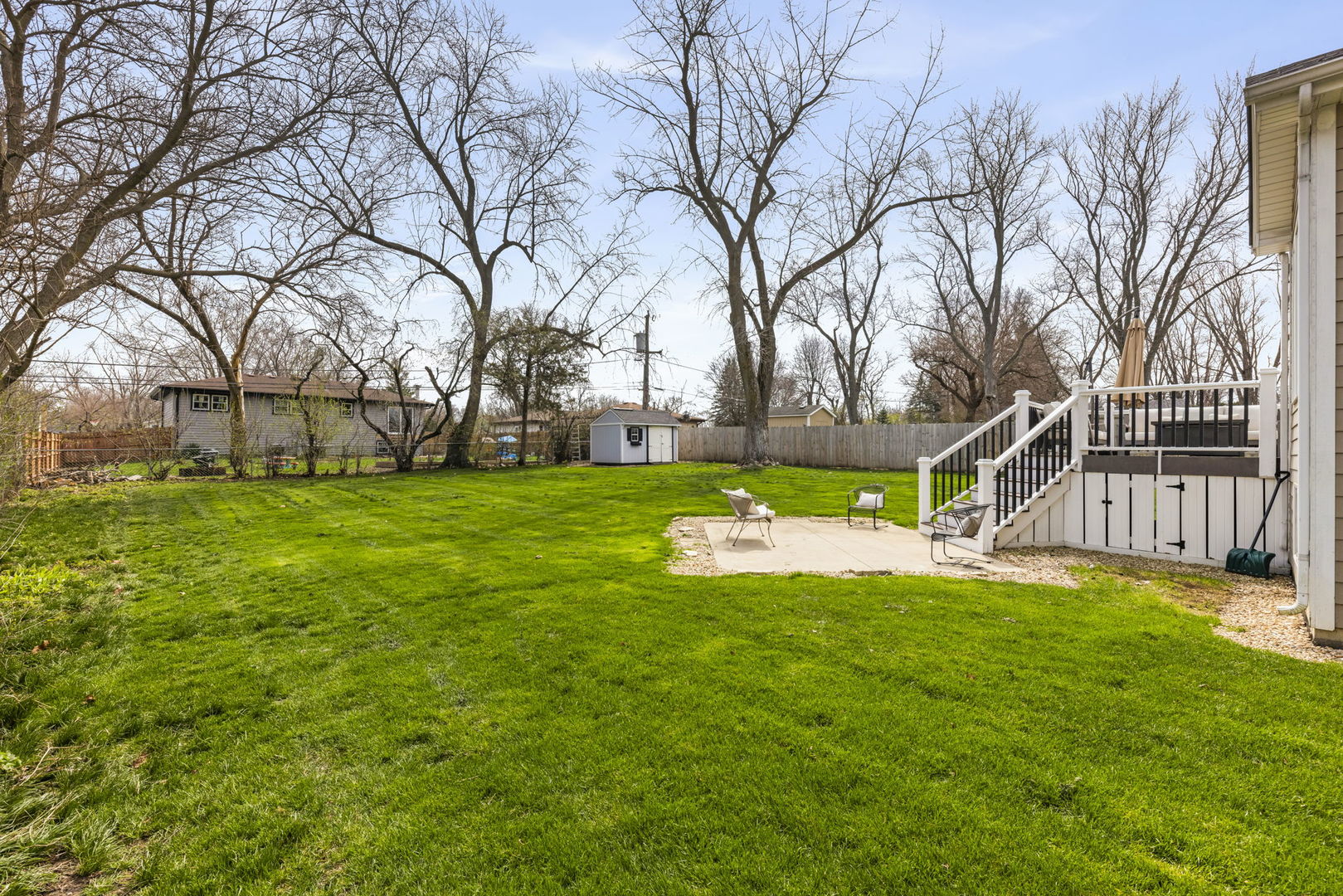 1N003 Richard Avenue