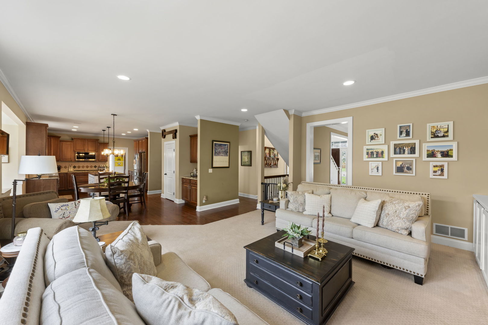 1N003 Richard Avenue