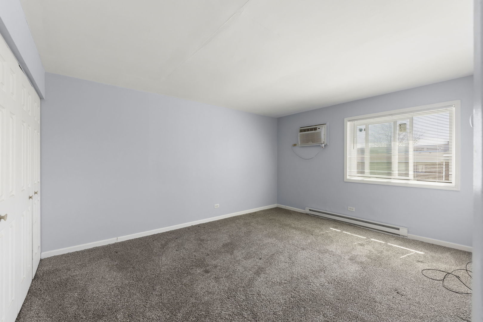 535 W Lies Road Unit: 6