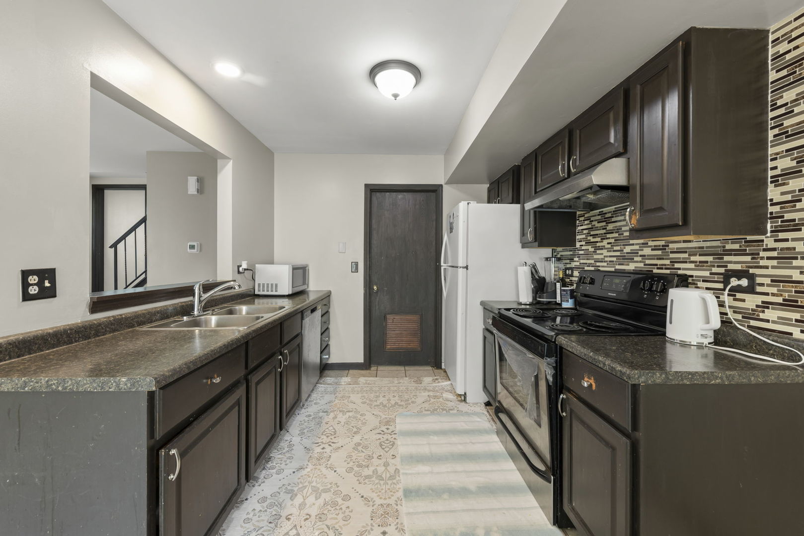 2736 Prairieview Lane S Unit: 1