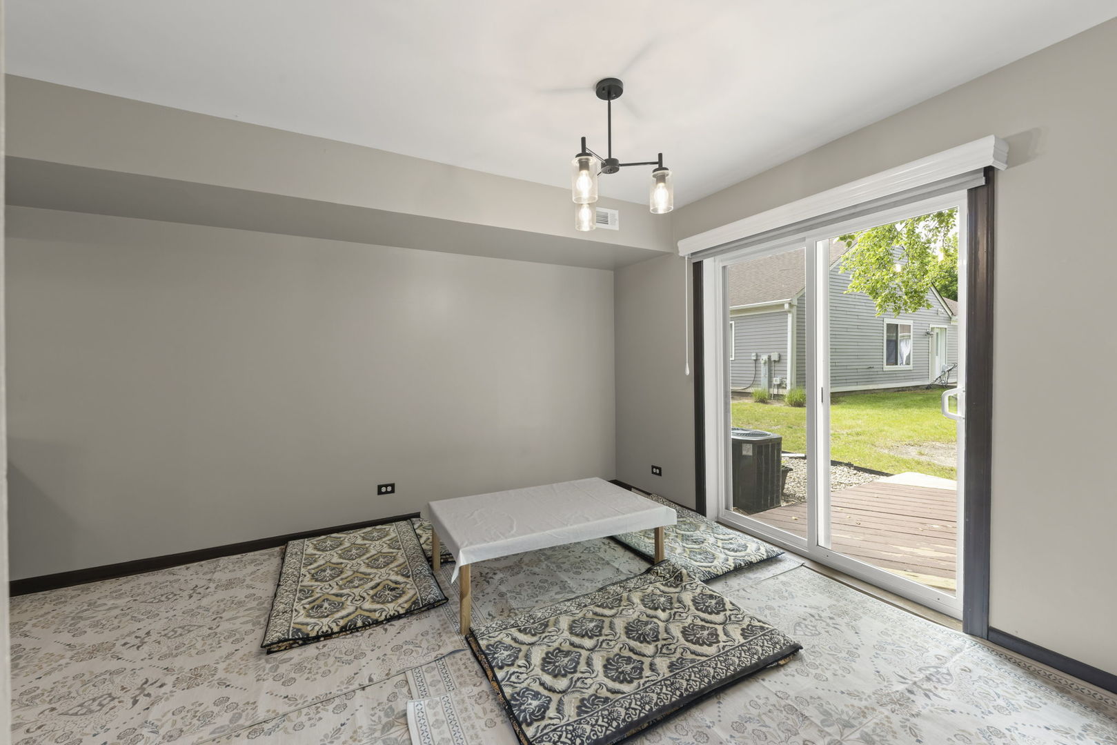 2736 Prairieview Lane S Unit: 1