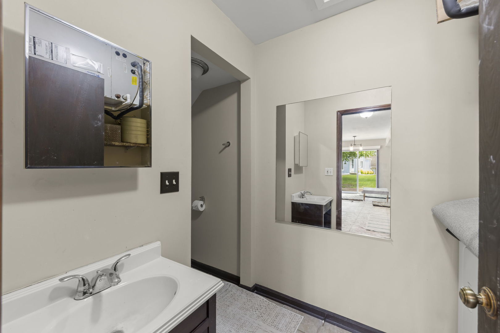 2736 Prairieview Lane S Unit: 1