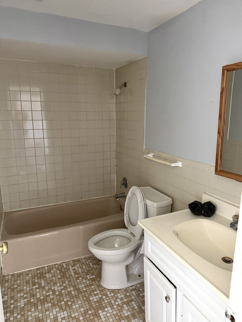 2500 Mark Thomas Lane Unit: 2A