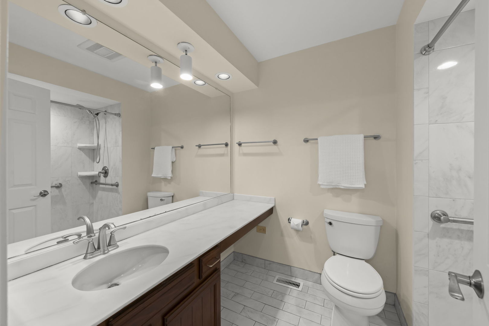 1969 Wexford Circle Unit: 1969