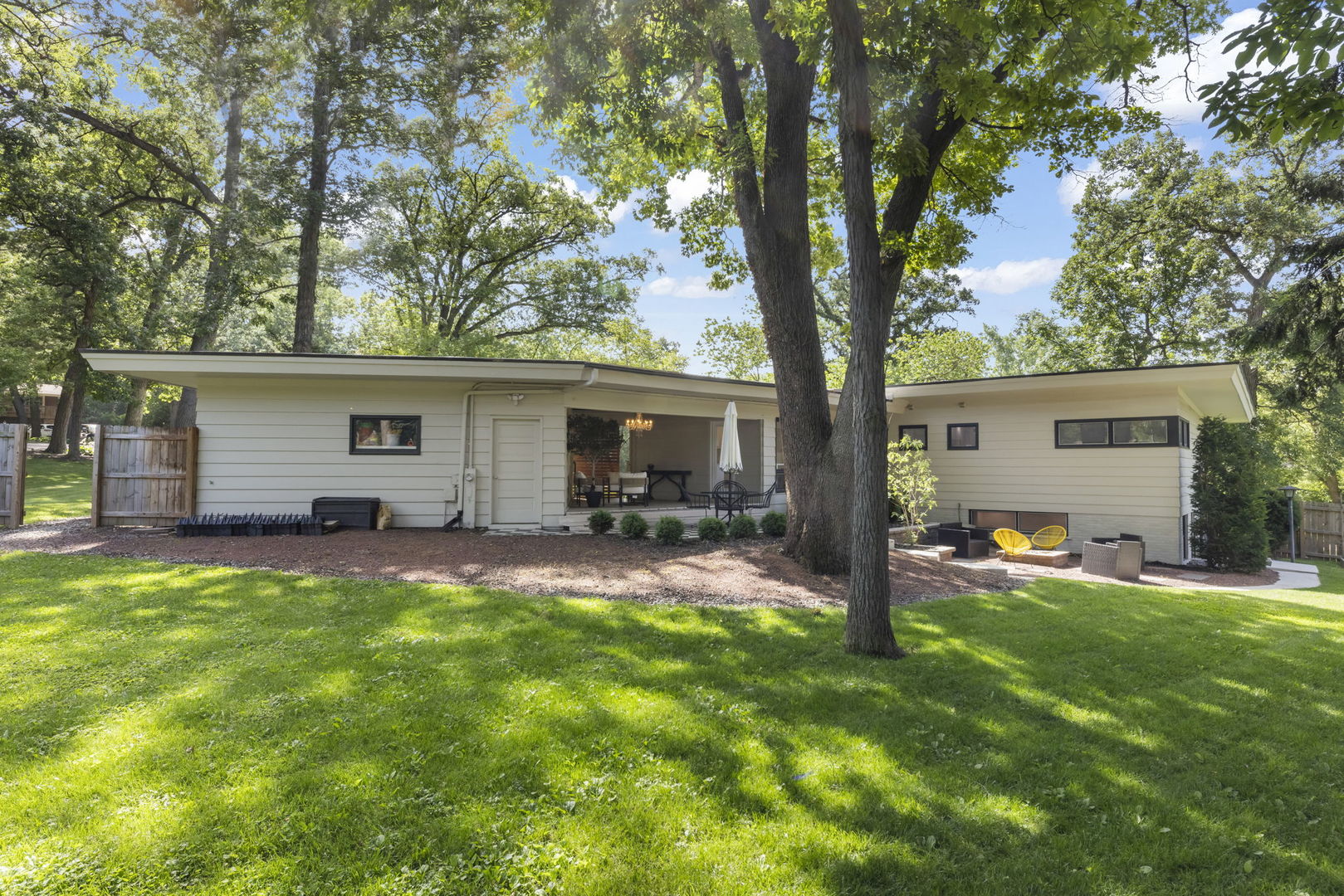 3N410 Maple Court