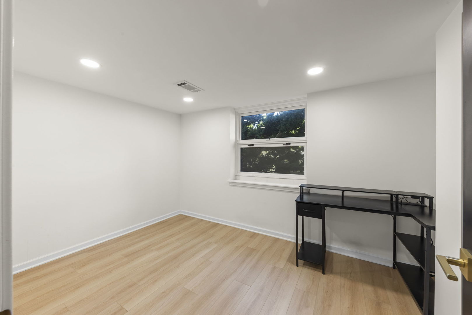 3N410 Maple Court