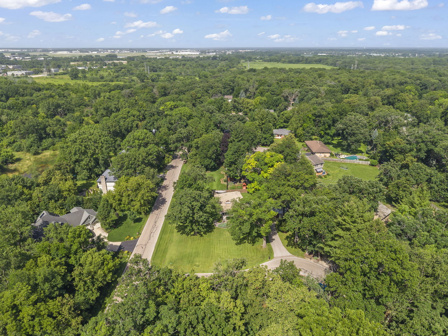 3N410 Maple Court