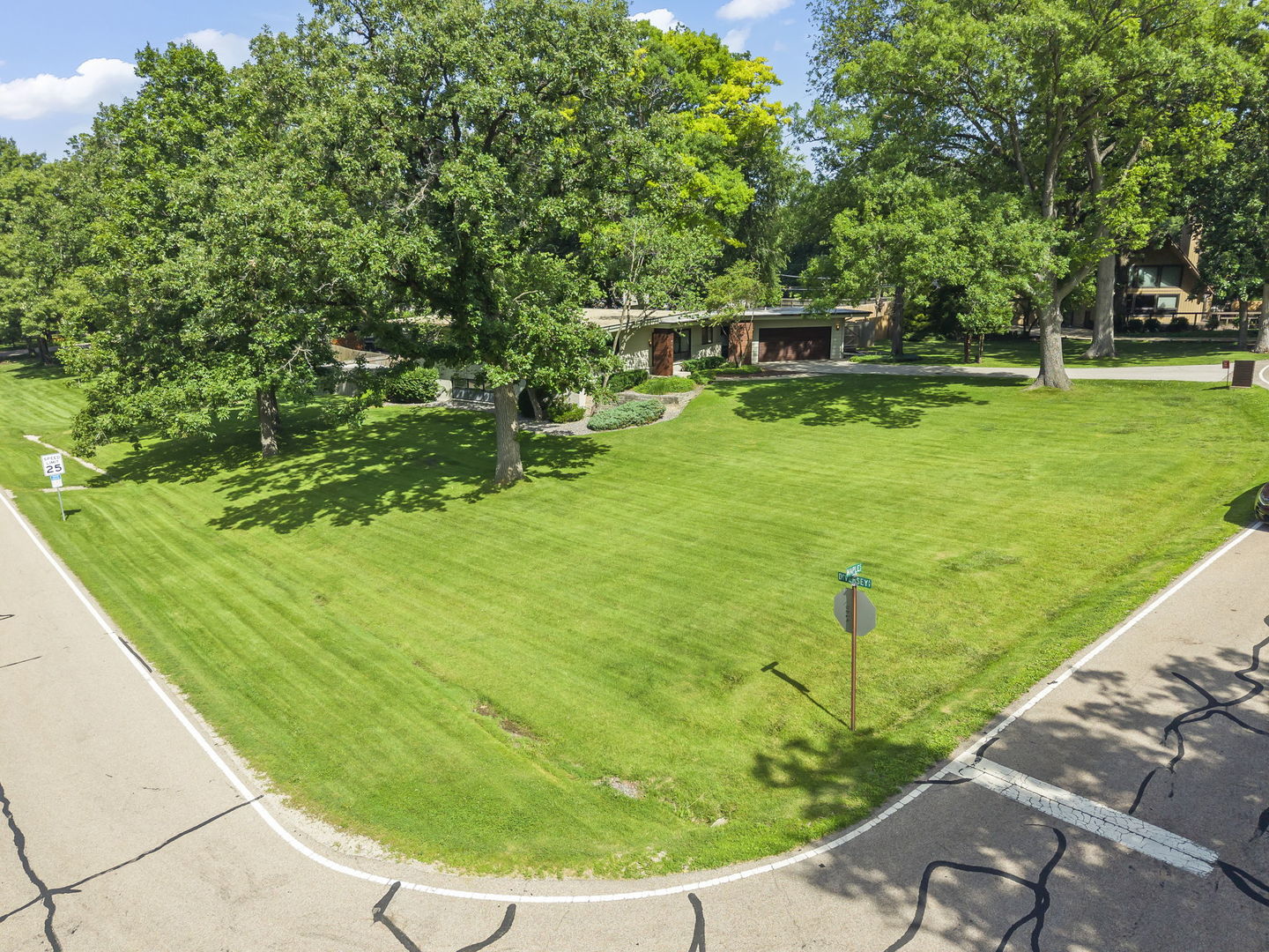 3N410 Maple Court