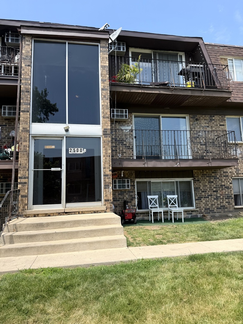 2500 Mark Thomas Lane Unit: 5B