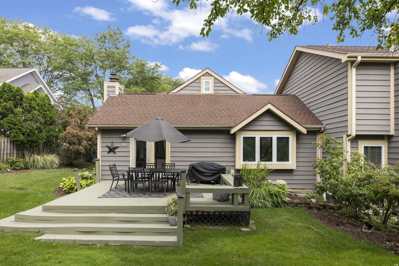 528 W Evergreen Street