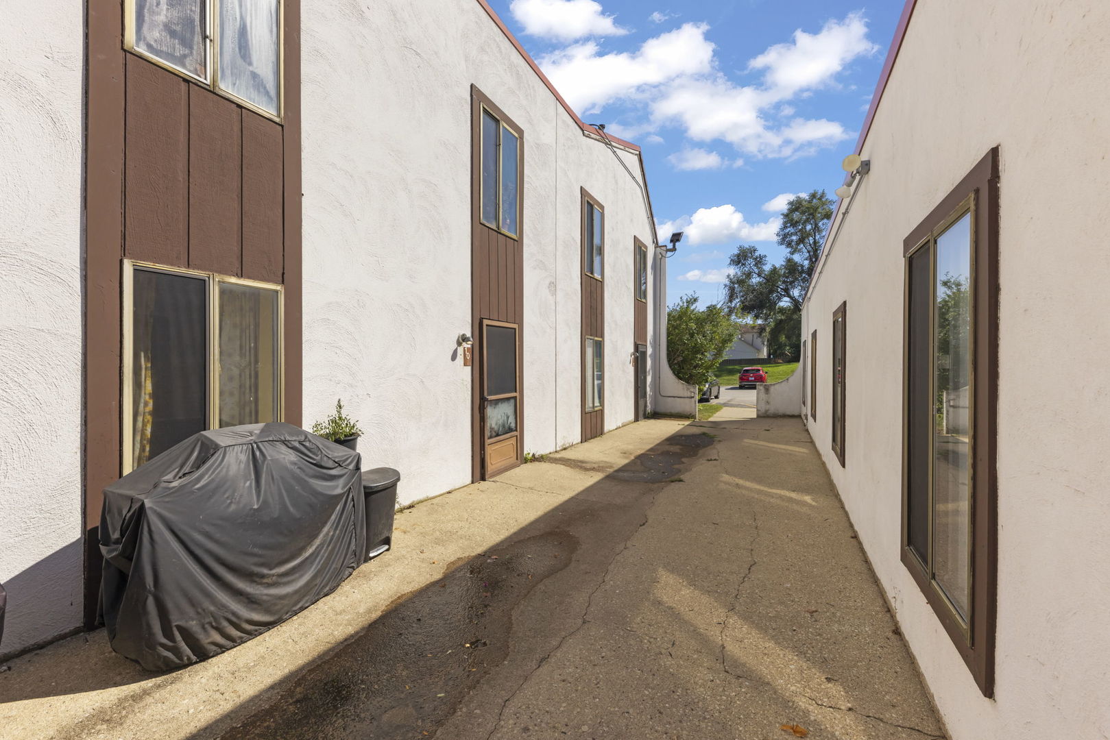 743 E Fullerton Avenue Unit: 108