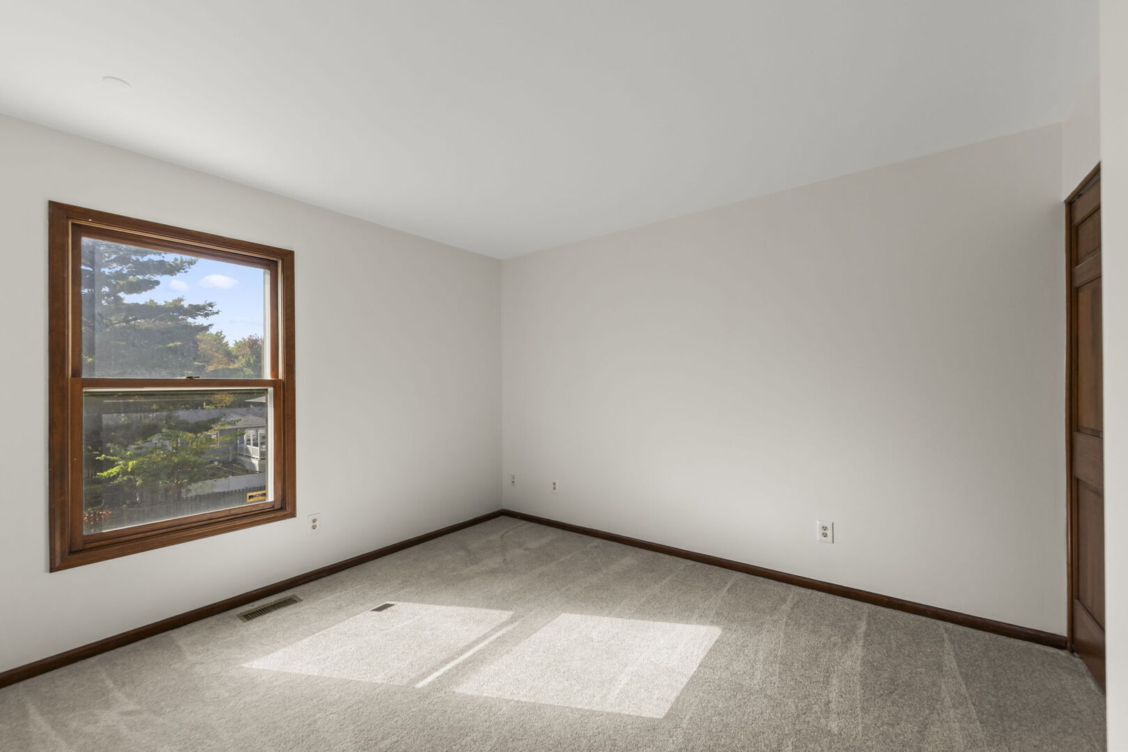 1012 MUIRHEAD Avenue