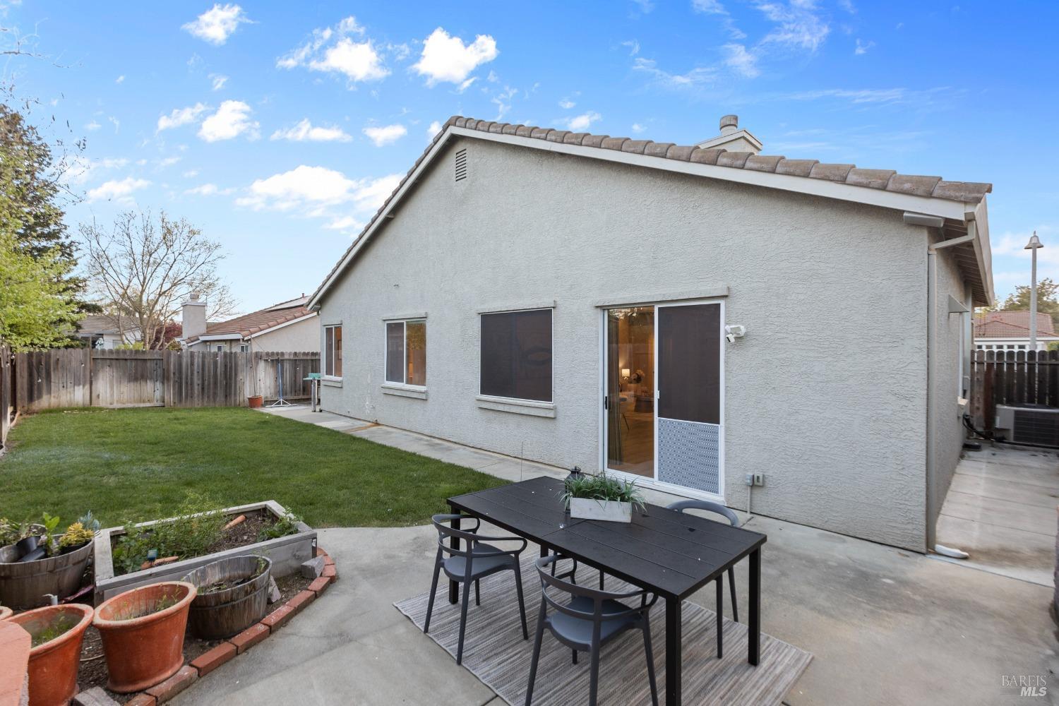 3930 Shaker Run Circle