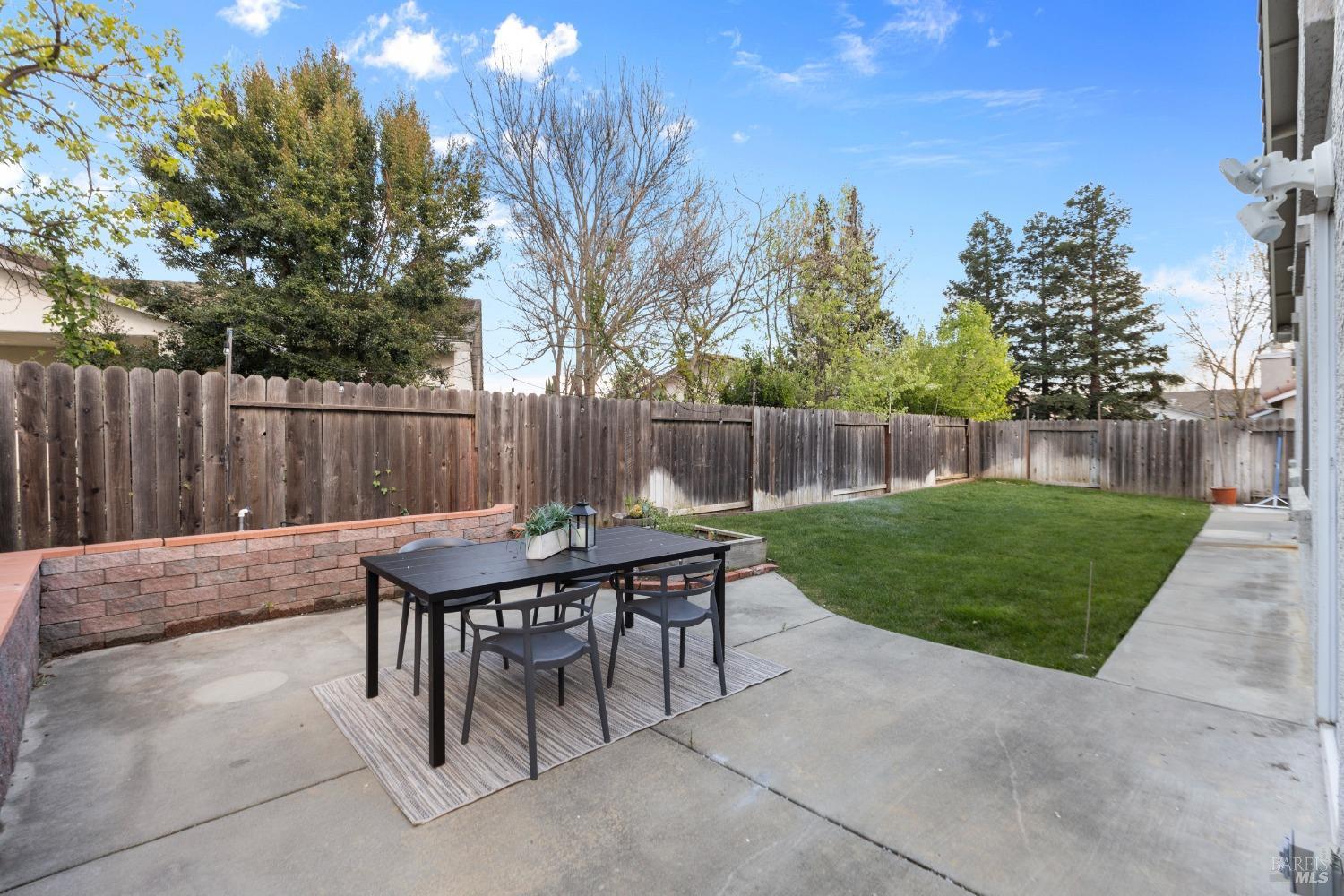 3930 Shaker Run Circle