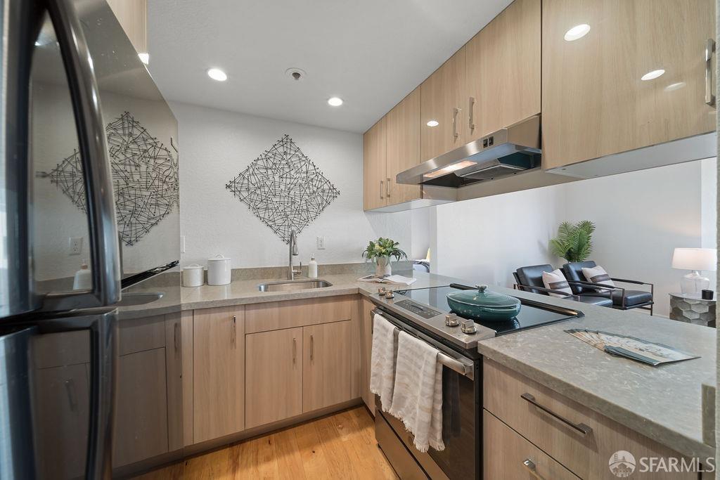 201 Harrison Street # 720