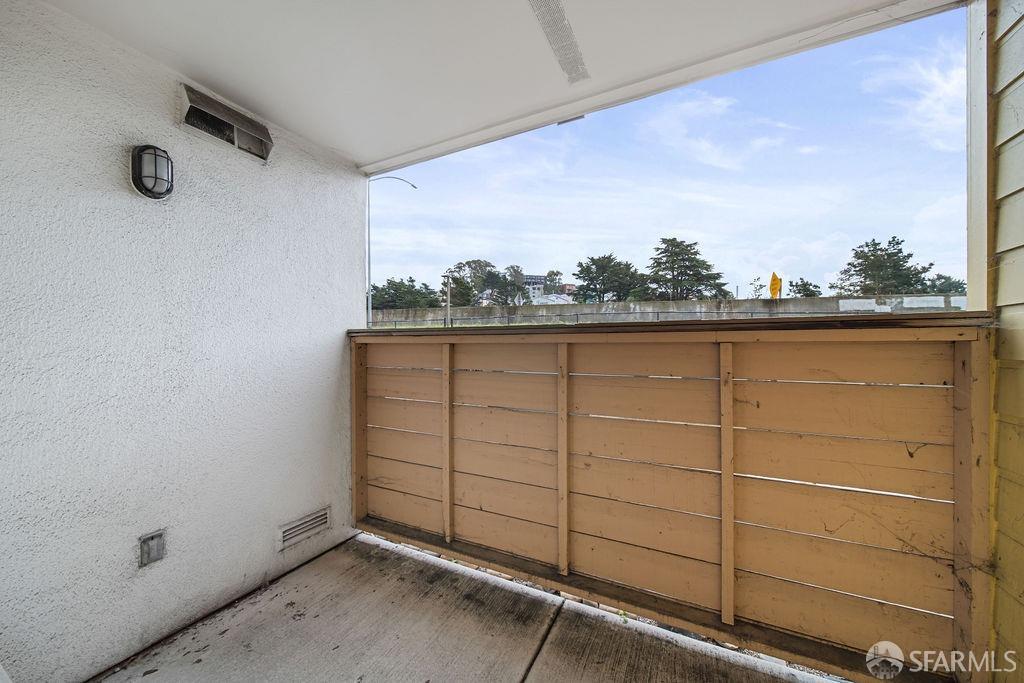 8200 Oceanview Terrace # 115