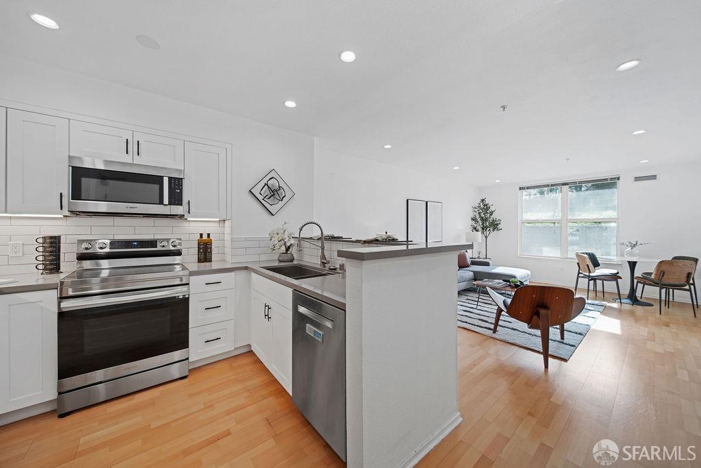 8200 Oceanview Terrace # 115