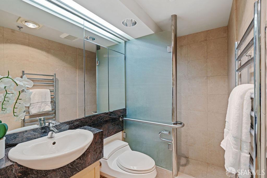 240 Lombard Street # 738