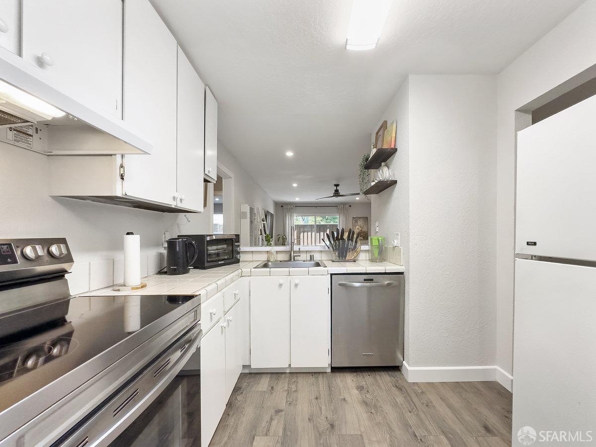 1060 Oak Grove Road # 64