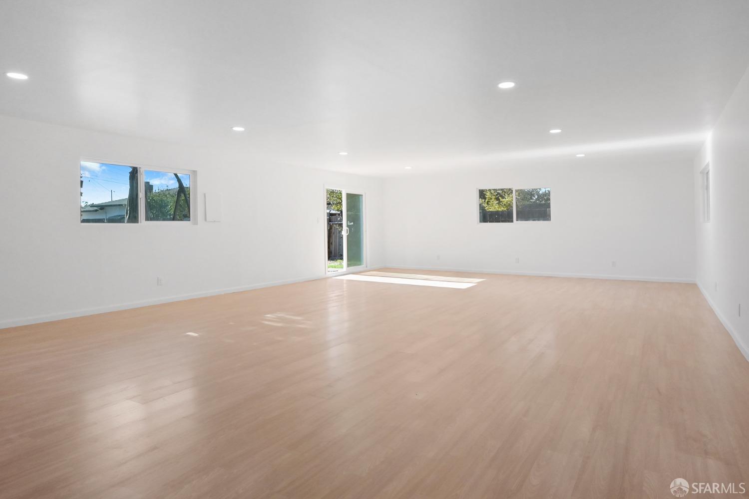 1535 Marshall Street