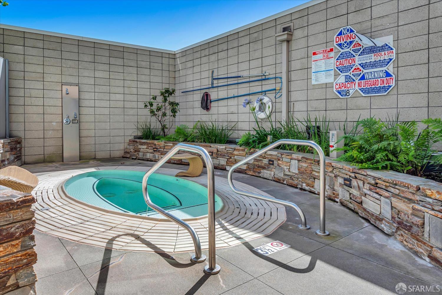 1160 Mission Street # 2005